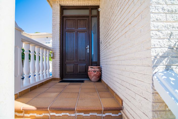 Image No.18-4 Bed Villa for sale