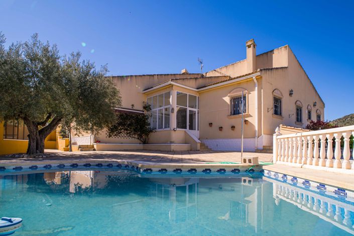Image No.19-3 Bed Villa for sale