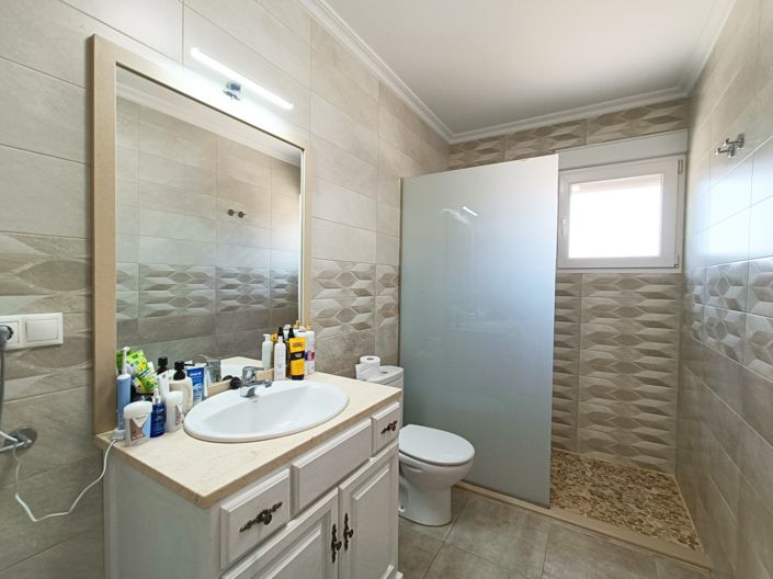 Image No.30-4 Bed Villa for sale