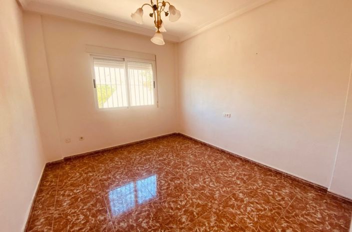 Image No.12-3 Bed Villa for sale