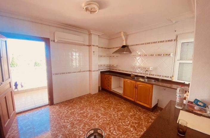 Image No.8-3 Bed Villa for sale