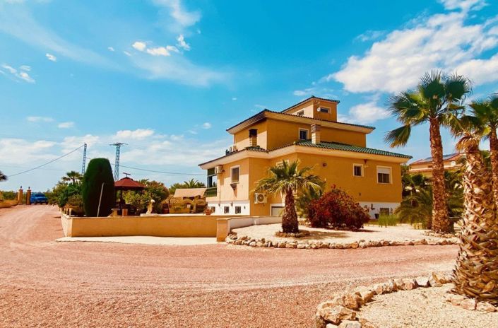 Image No.33-4 Bed Villa for sale