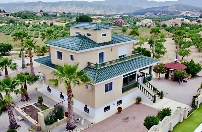 Image No.4-4 Bed Villa for sale