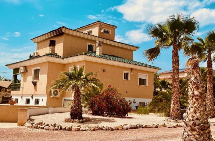 Image No.40-4 Bed Villa for sale