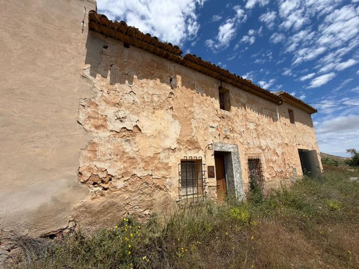 Image No.15-5 Bed Property for sale