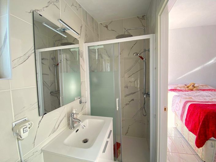 Image No.16-4 Bed Villa for sale