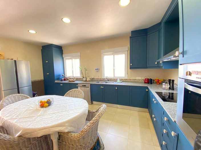 Image No.35-4 Bed Villa for sale