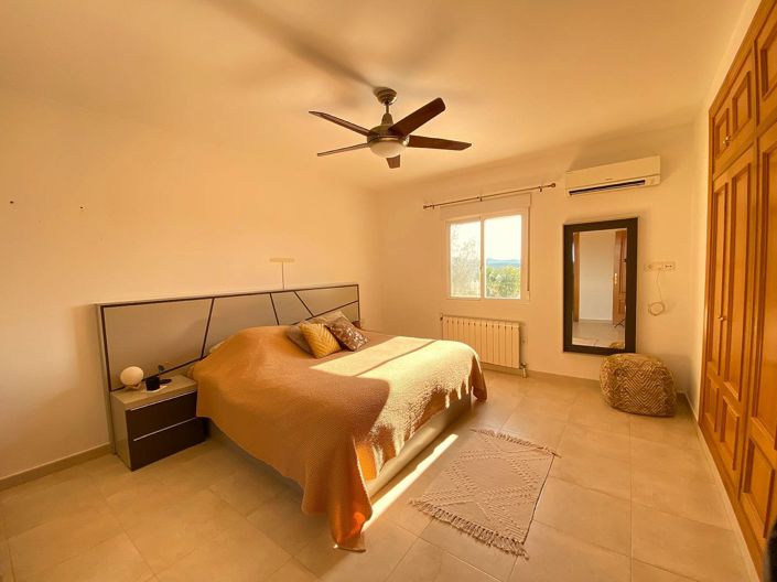 Image No.47-4 Bed Villa for sale