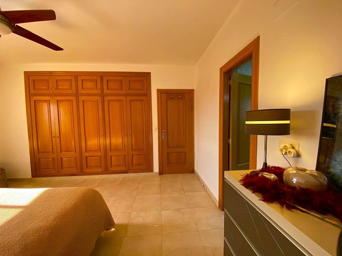 Image No.49-4 Bed Villa for sale