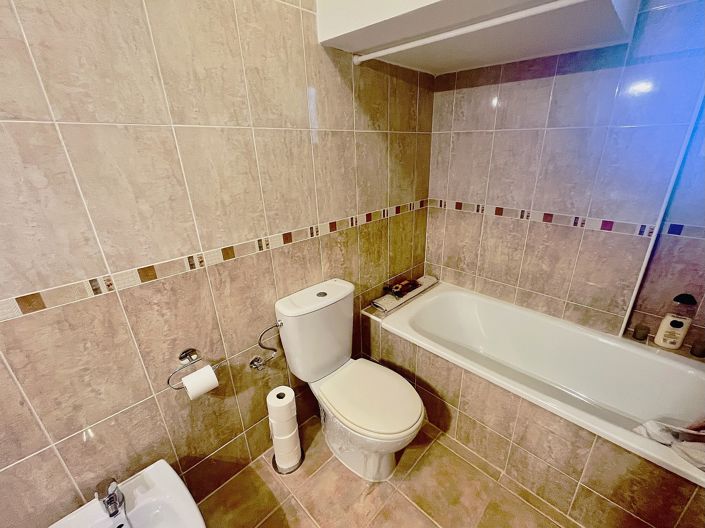 Image No.17-4 Bed Villa for sale
