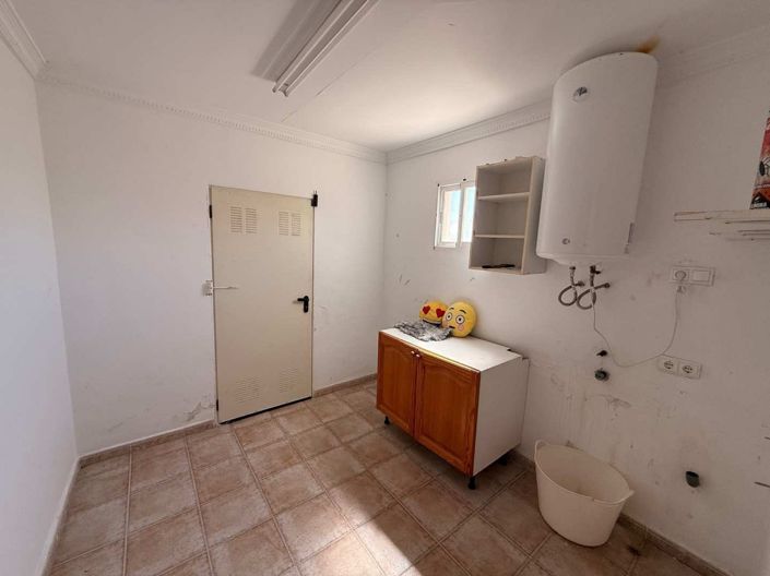 Image No.20-3 Bed Villa for sale