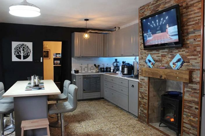 Image No.10-5 Bed Townhouse for sale