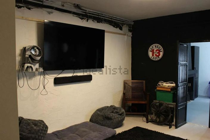 Image No.15-5 Bed Townhouse for sale