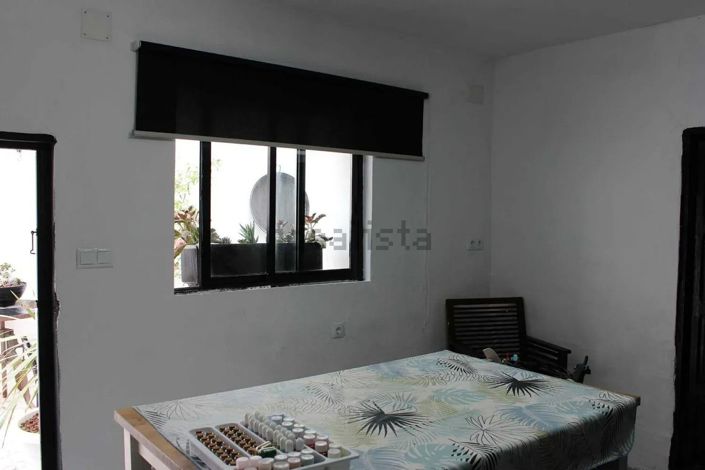Image No.23-5 Bed Townhouse for sale