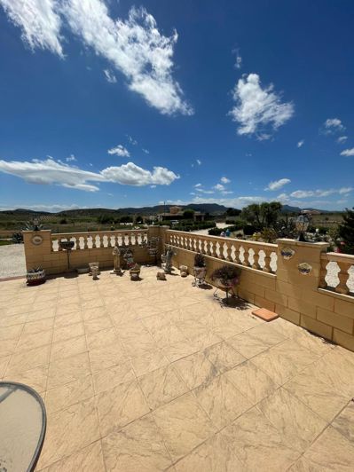 Image No.28-4 Bed Villa for sale