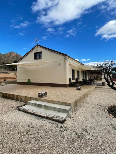 Image No.40-4 Bed Country House for sale