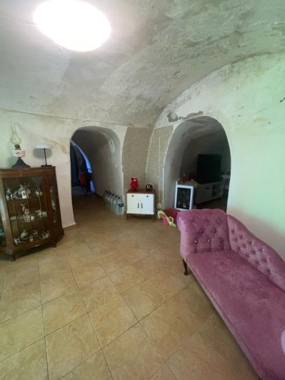 Image No.33-3 Bed House for sale