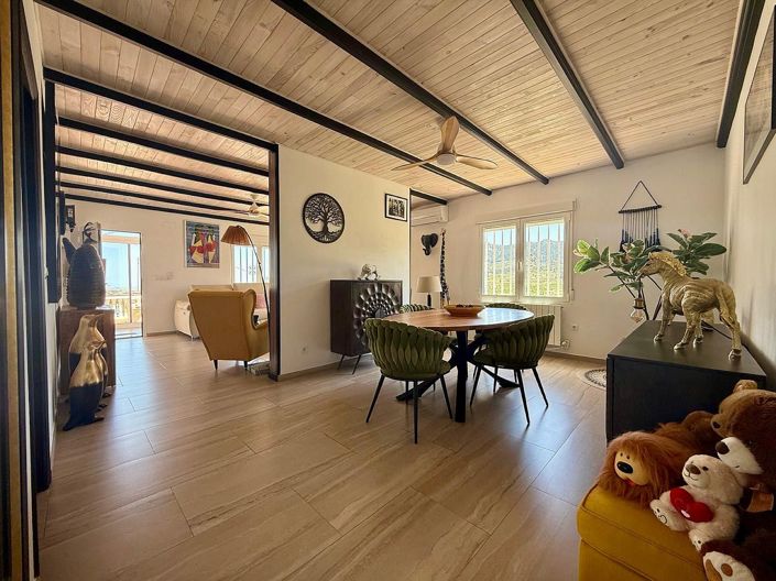 Image No.37-4 Bed Villa for sale
