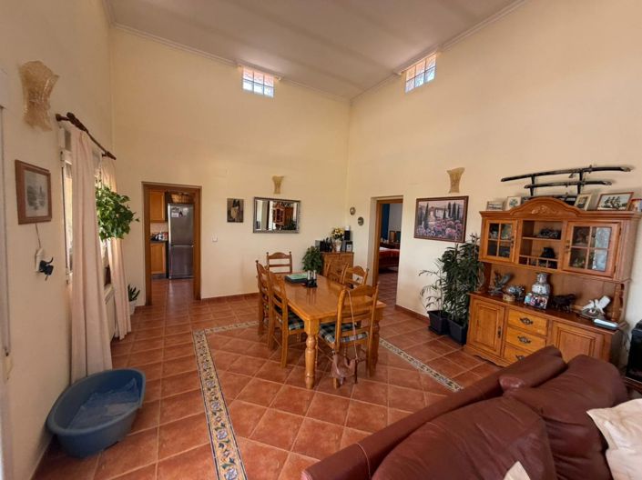 Image No.27-3 Bed Villa for sale