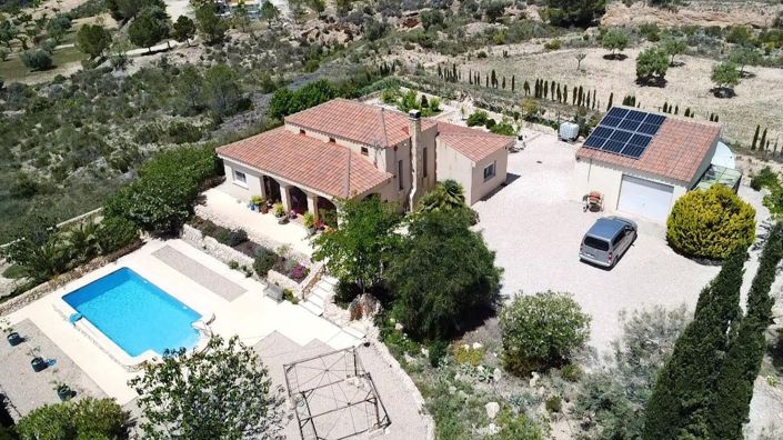 Image No.3-3 Bed Villa for sale