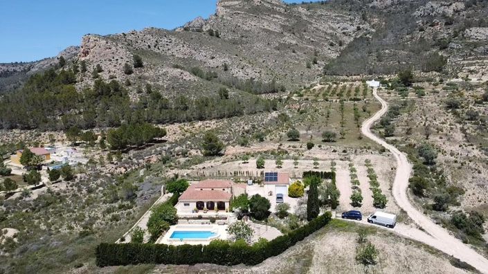 Image No.7-3 Bed Villa for sale