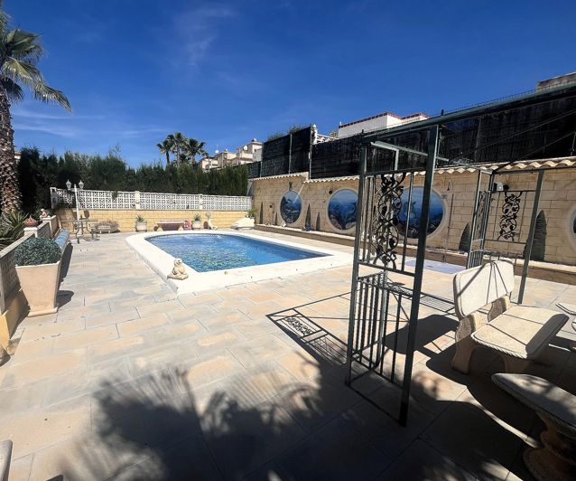 Image No.34-4 Bed Villa for sale