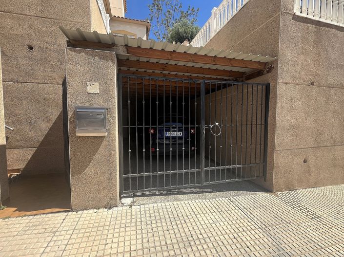 Image No.43-4 Bed Villa for sale