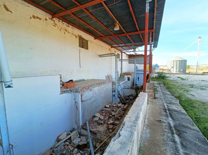 Image No.7-Commercial for sale