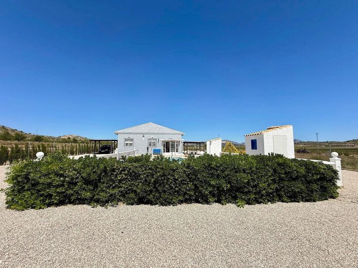 Image No.2-3 Bed Villa for sale