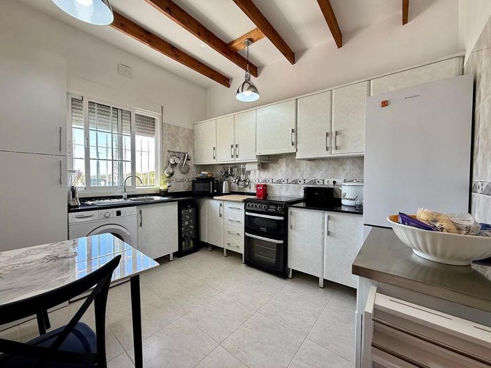 Image No.20-3 Bed Villa for sale