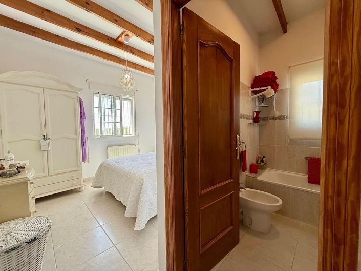 Image No.23-3 Bed Villa for sale