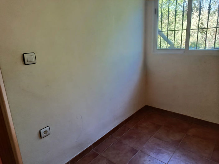 Image No.24-2 Bed Country House for sale