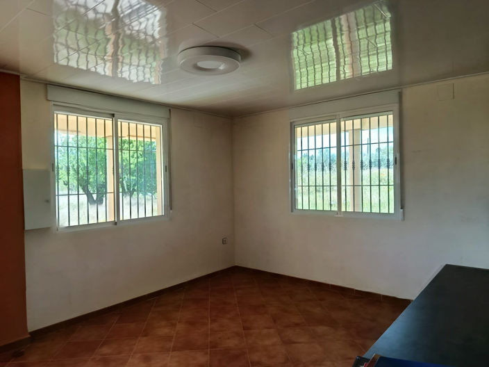 Image No.31-2 Bed Country House for sale