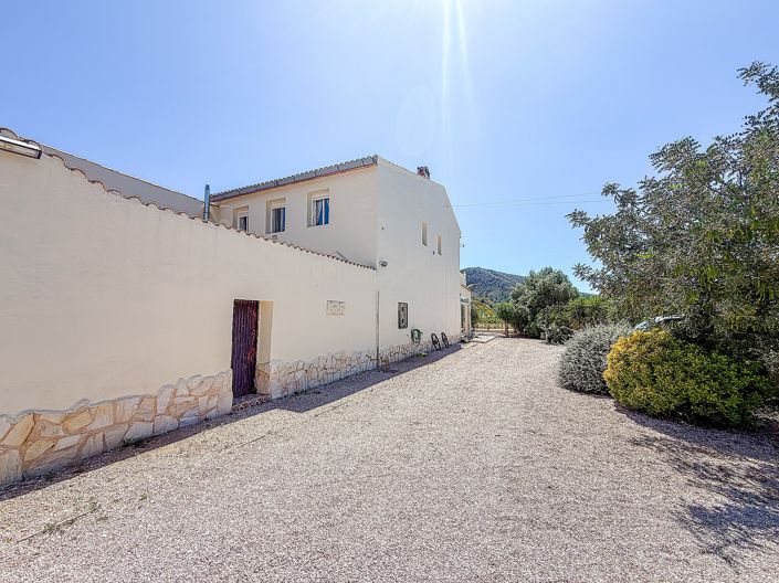 Image No.20-5 Bed Villa for sale