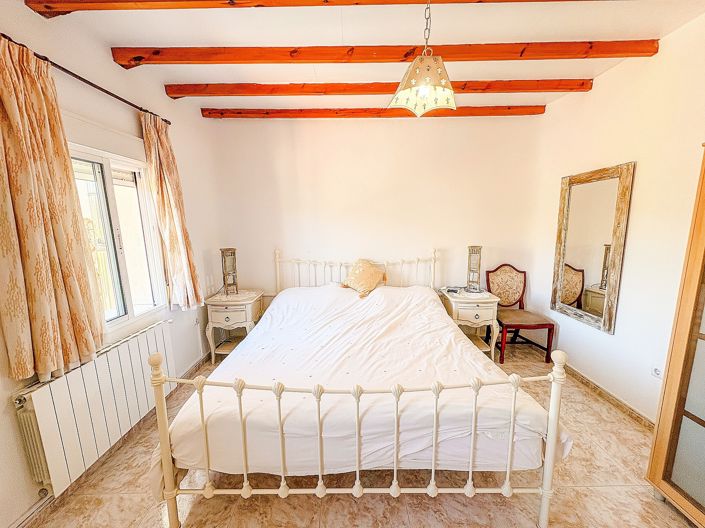 Image No.36-5 Bed Villa for sale