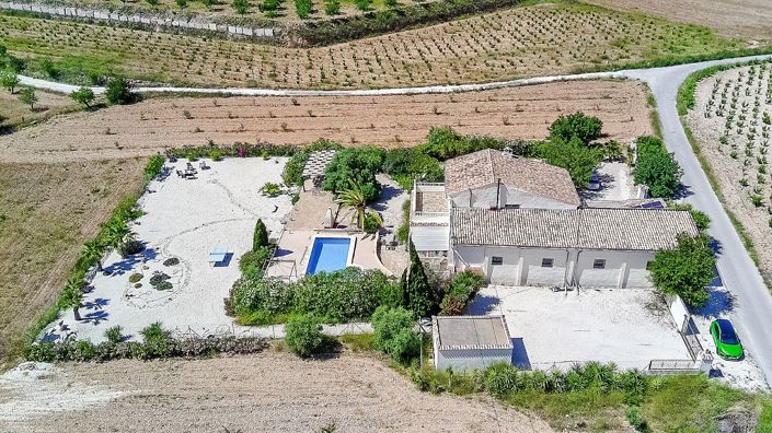 Image No.5-5 Bed Villa for sale