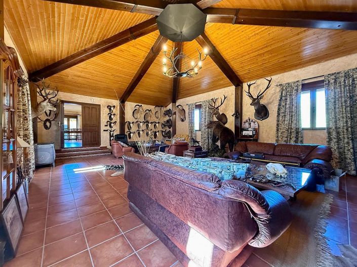 Image No.23-6 Bed Villa for sale