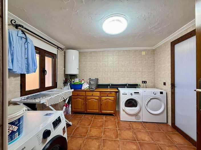 Image No.26-6 Bed Villa for sale