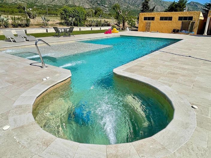 Image No.4-6 Bed Villa for sale