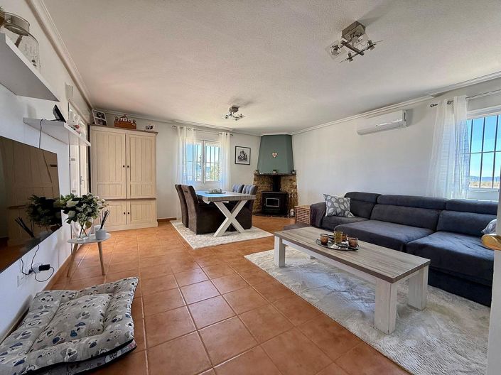 Image No.14-3 Bed Villa for sale