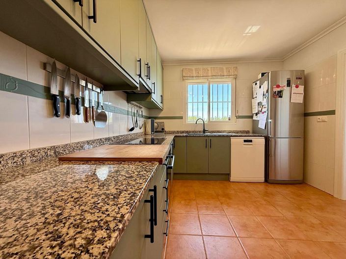 Image No.17-3 Bed Villa for sale