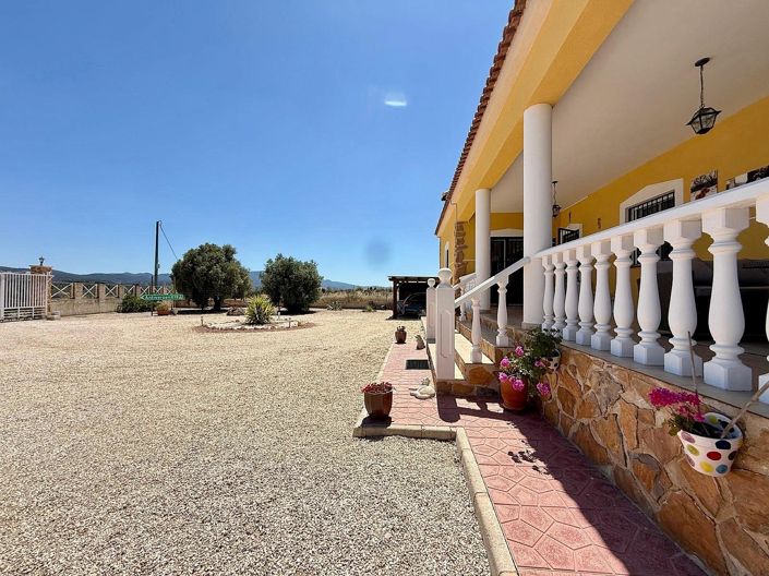 Image No.3-3 Bed Villa for sale
