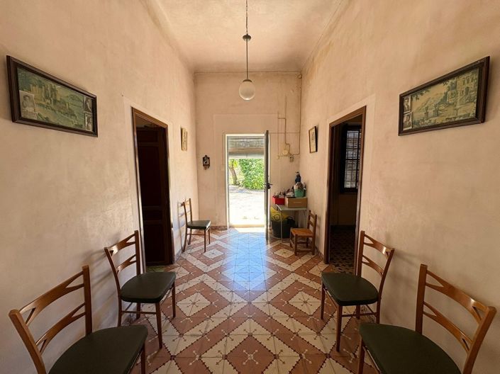 Image No.14-3 Bed Country House for sale