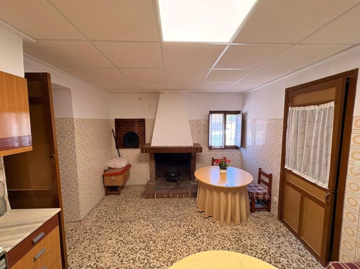 Image No.22-3 Bed Country House for sale