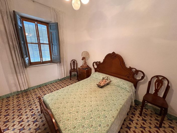 Image No.24-3 Bed Country House for sale