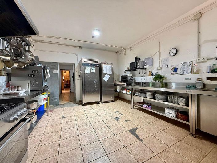 Image No.19-3 Bed Townhouse for sale