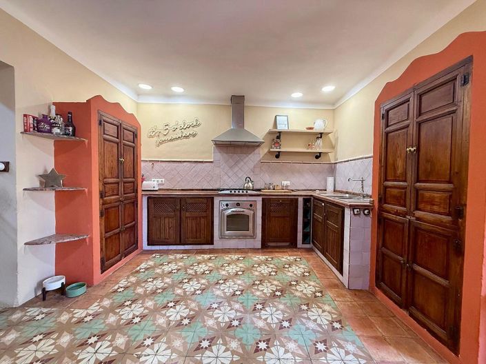 Image No.33-3 Bed Townhouse for sale