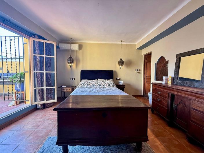 Image No.46-3 Bed Townhouse for sale