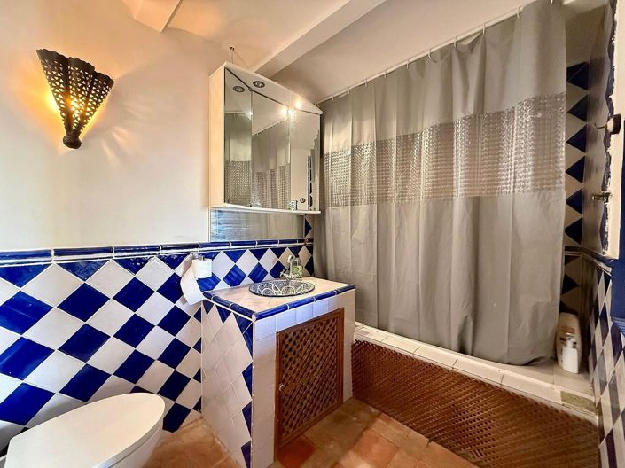Image No.47-3 Bed Townhouse for sale