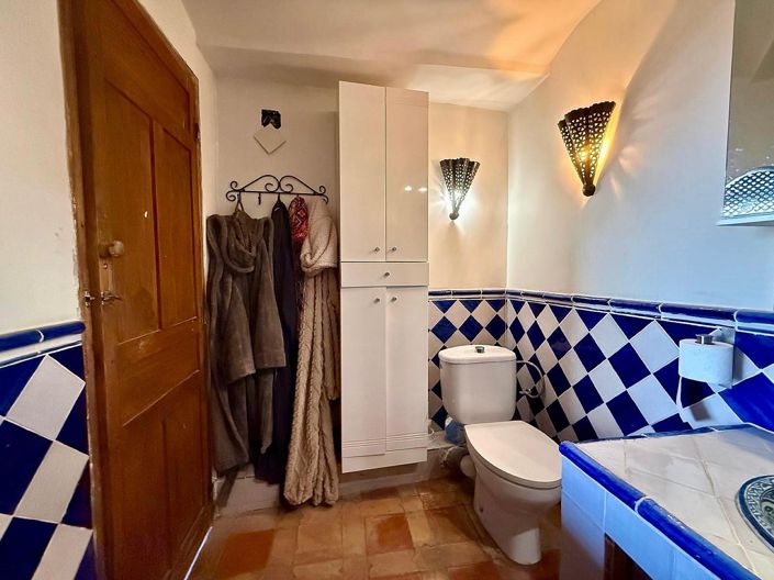 Image No.48-3 Bed Townhouse for sale